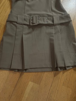 2 Falda peto Stradivarius cuadros M sin estrenar