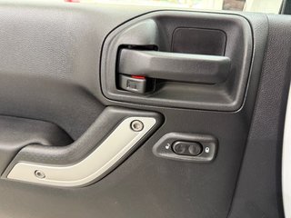 Jeep Wrangler 2.8 CRD SAHARA AWD 200CV.