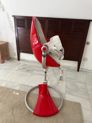 Trona roja alta para bebé