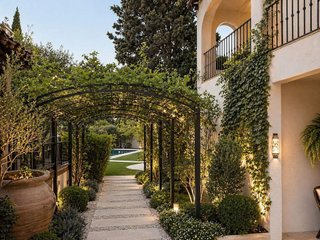 Chalet en alquiler en Los Naranjos - Las Brisas en Marbella