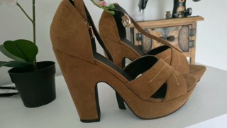 Sandalias tacón Lefties marrones talla 39