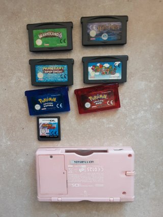 Nintendo DS Lite Rosa + 7 Giochi