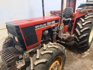 Tractor New Holland 82-86 Fiat Frutero
