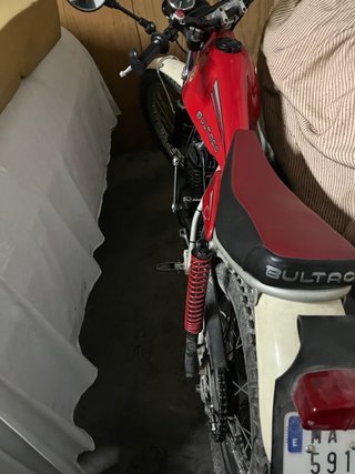 Bultaco Sherpa 250 Trial Roja