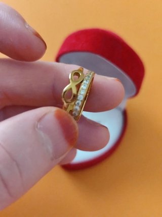 Anillo chapado oro 18k infinito y circonitas