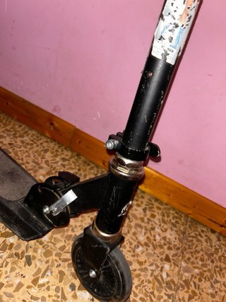 Patinete infantil CORQUAT negro
