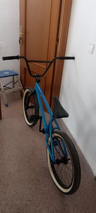 Bici BMX Azul