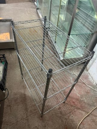 Estantería metálica de 4 baldas