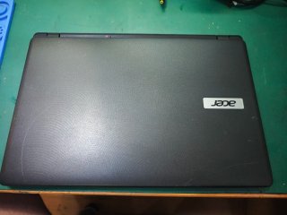 Acer Aspire ES1-512 Intel Celeron 4GB RAM 168GB SS