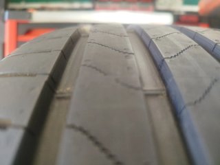 2 Neumáticos 215/45 R17 87W