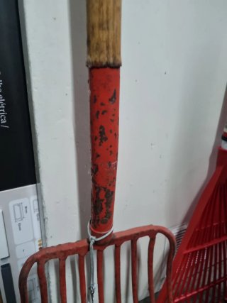 Rastrillos de jardín rojos (2 unidades)