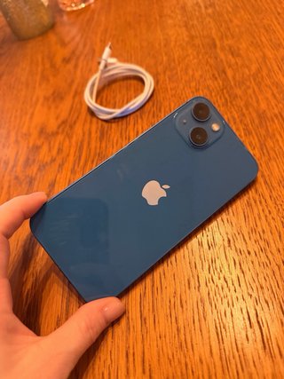 iPhone 13 256GB