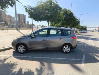 Renault Grand Scenic 2015