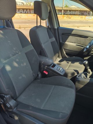Renault Grand Scenic 2015