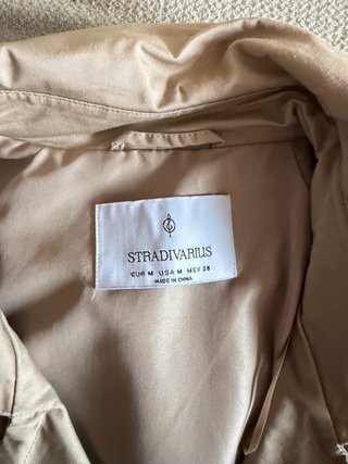 Gabardina corta beige