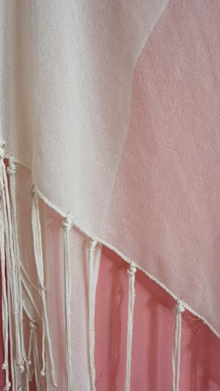 Foulard copricostume bianco con frange