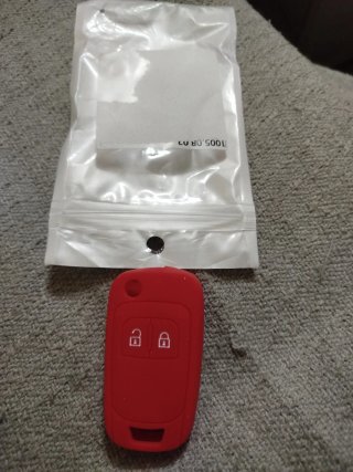 Funda para llave de coche roja