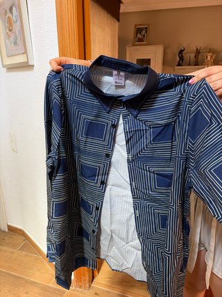 Camisa.