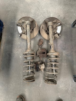 Suspensión y Manguetas BMW E30