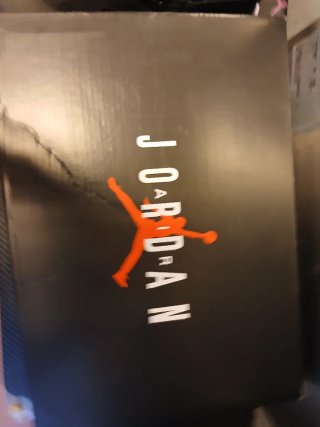 Jordan 8 Negro/Rojo