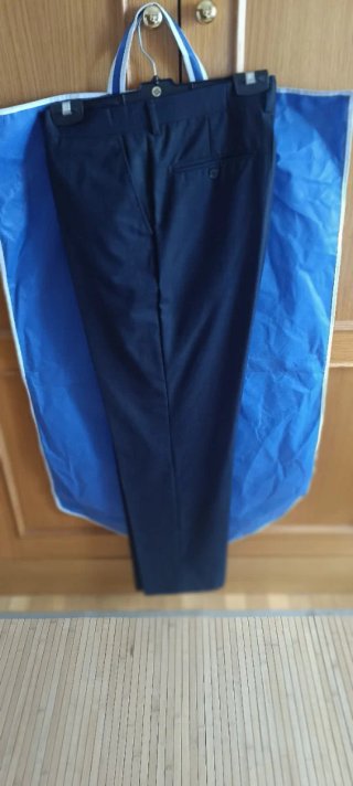 Traje de caballero azul