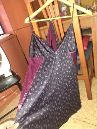 Blusa de tirantes con encaje