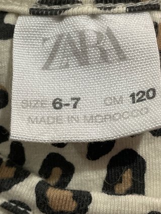 Top Zara Kids Animal Print sin Mangas talla 6-7