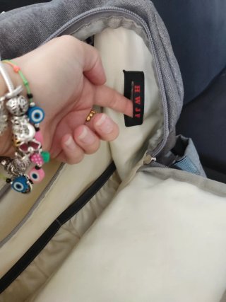 Mochila para bebé gris