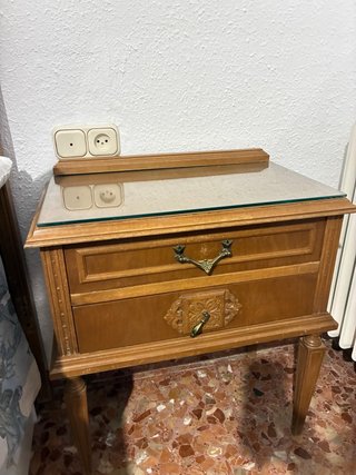 2 Mesitas Noche Vintage Madera y Cristal