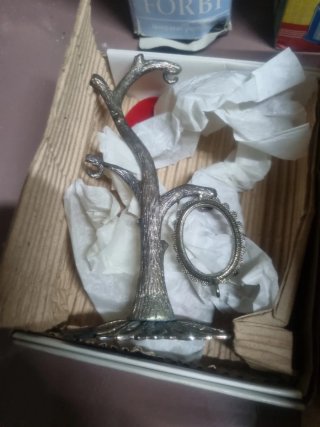 Lote di pezzi vintage: accendini, lampade, posacenere