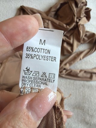 Abito lungo fluido con scollo regolabile