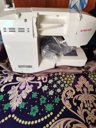 Máquina de coser Singer Brilliance 6180
