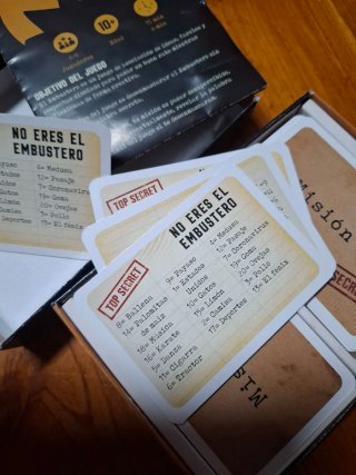 El Embustero Juego de Cartas