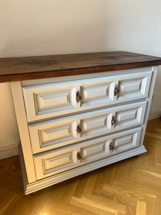 Cómoda antigua restaurada madera maciza