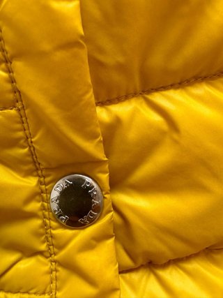 Piumino Prada giallo con cappuccio – Tg. 44/42