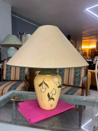 Lámpara de sobremesa cerámica con diseño d flores