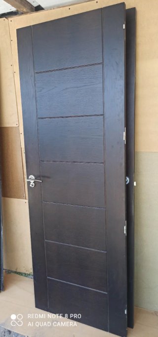 Puertas Macizas.