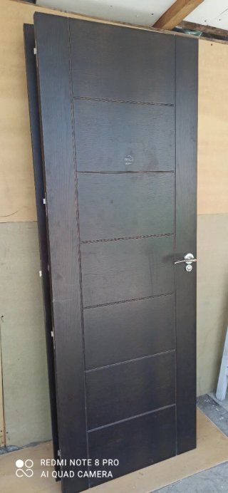 Puertas Macizas.