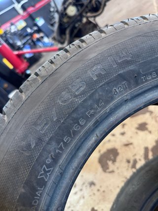 Michelin 175/65/14 Neumático