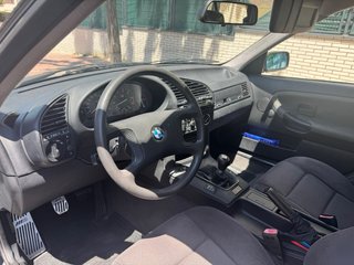 BMW E36 318i