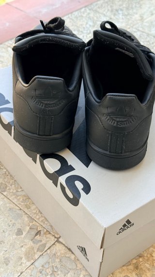 Zapatillas Adidas Stan Smith Negras Talla 43.5