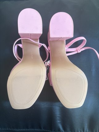 Tacones plataforma rosa chicle Stradivarius