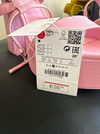 Tacones plataforma rosa chicle Stradivarius