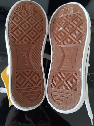 Zapatillas de lona amarillas