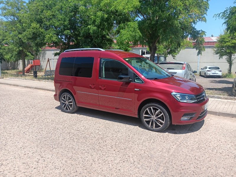 Volkswagen Caddy 2015 - foto 1