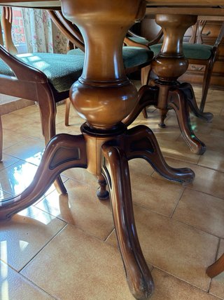 Mesa comedor extensible y 6 sillas