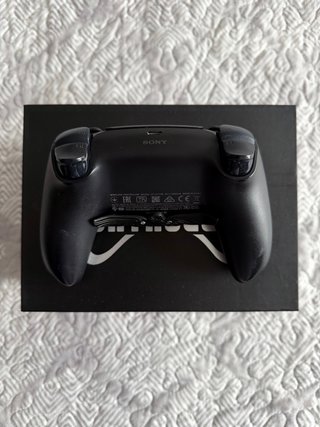 Mando PS5 Competitive Controller.