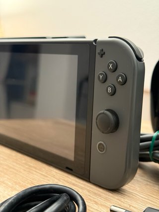 Nintendo Switch Gris con Accesorios