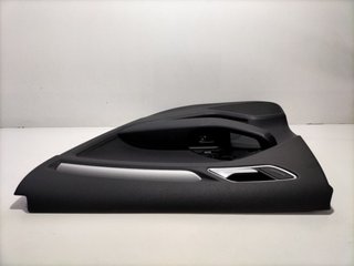 GUARNECIDO PUERTA TRASERA DERECHA 8V4867306