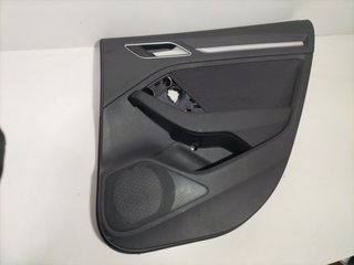 GUARNECIDO PUERTA TRASERA DERECHA 8V4867306